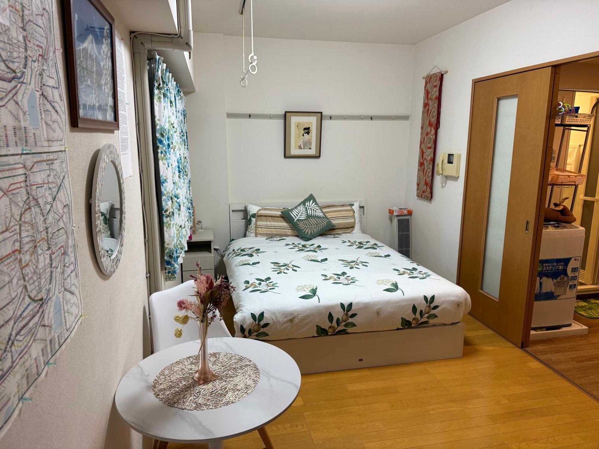 都心の家30 Square Meter King Size Bed With Stepping Rice Токіо Екстер'єр фото